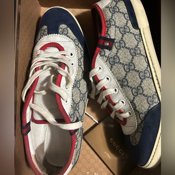 Gucci sneaker size 37 - Picture 3 of 4